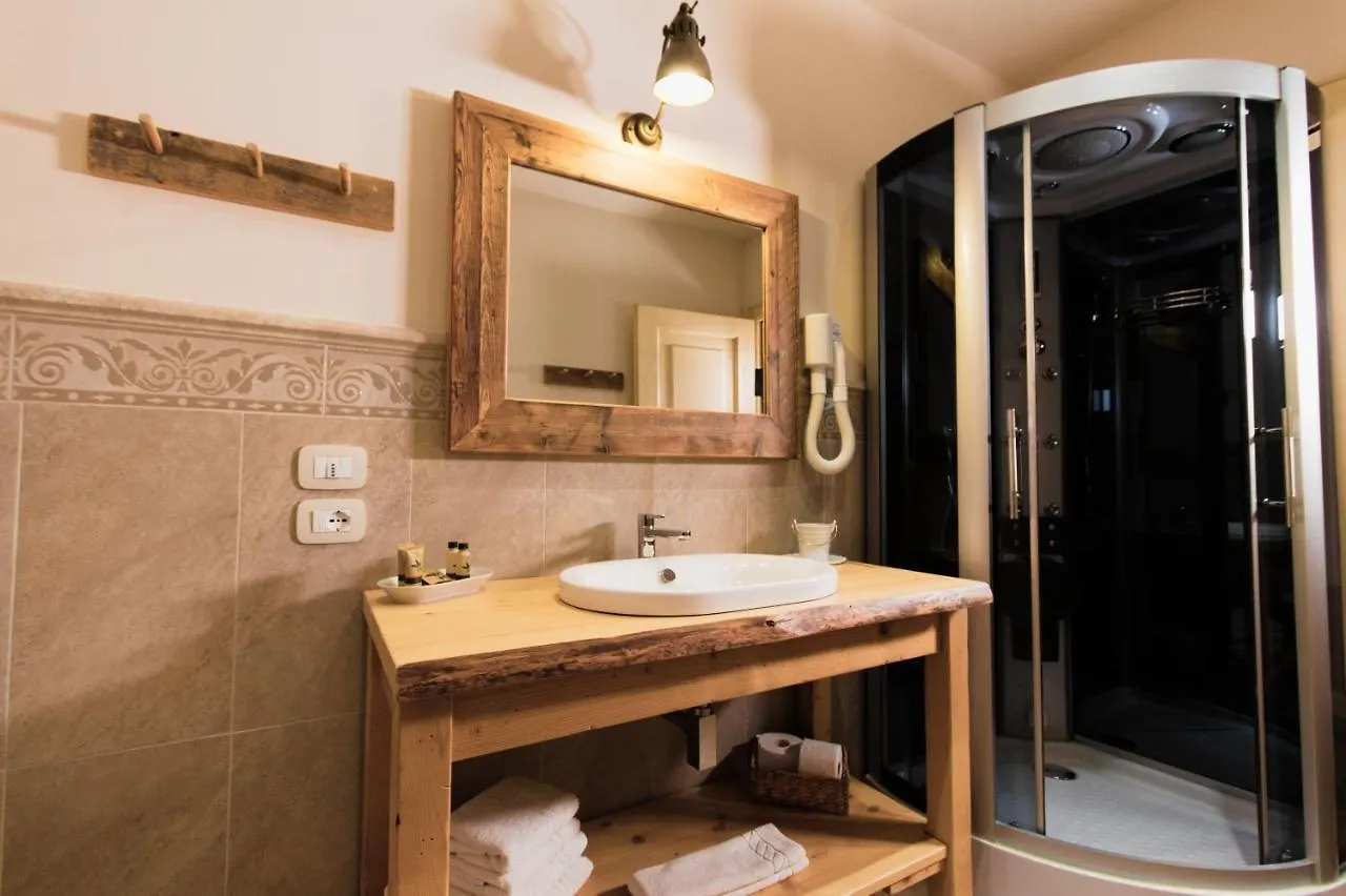 Farm stay Agriturismo Milord Villa Salo Italy