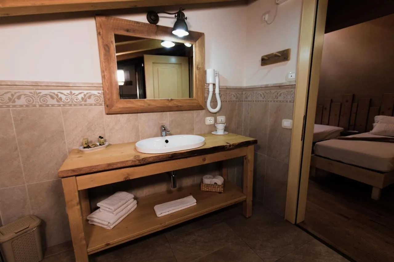 Farm stay Agriturismo Milord Villa Salo Italy
